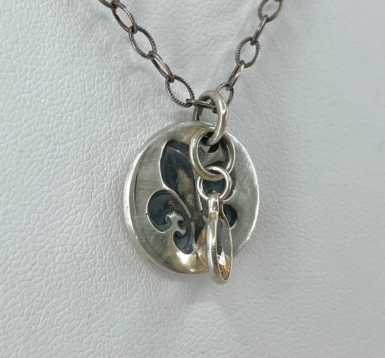 Fleur de Lis Topaz