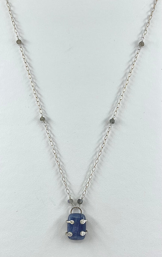 Caged Kyanite