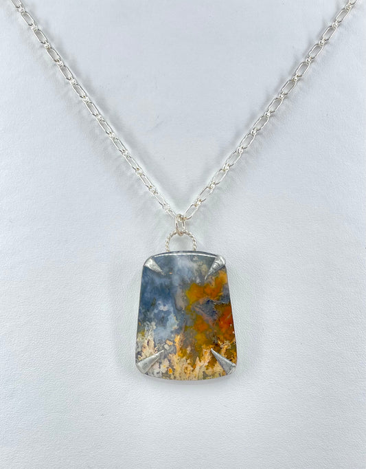 Regency Plume Agate on Obsidian