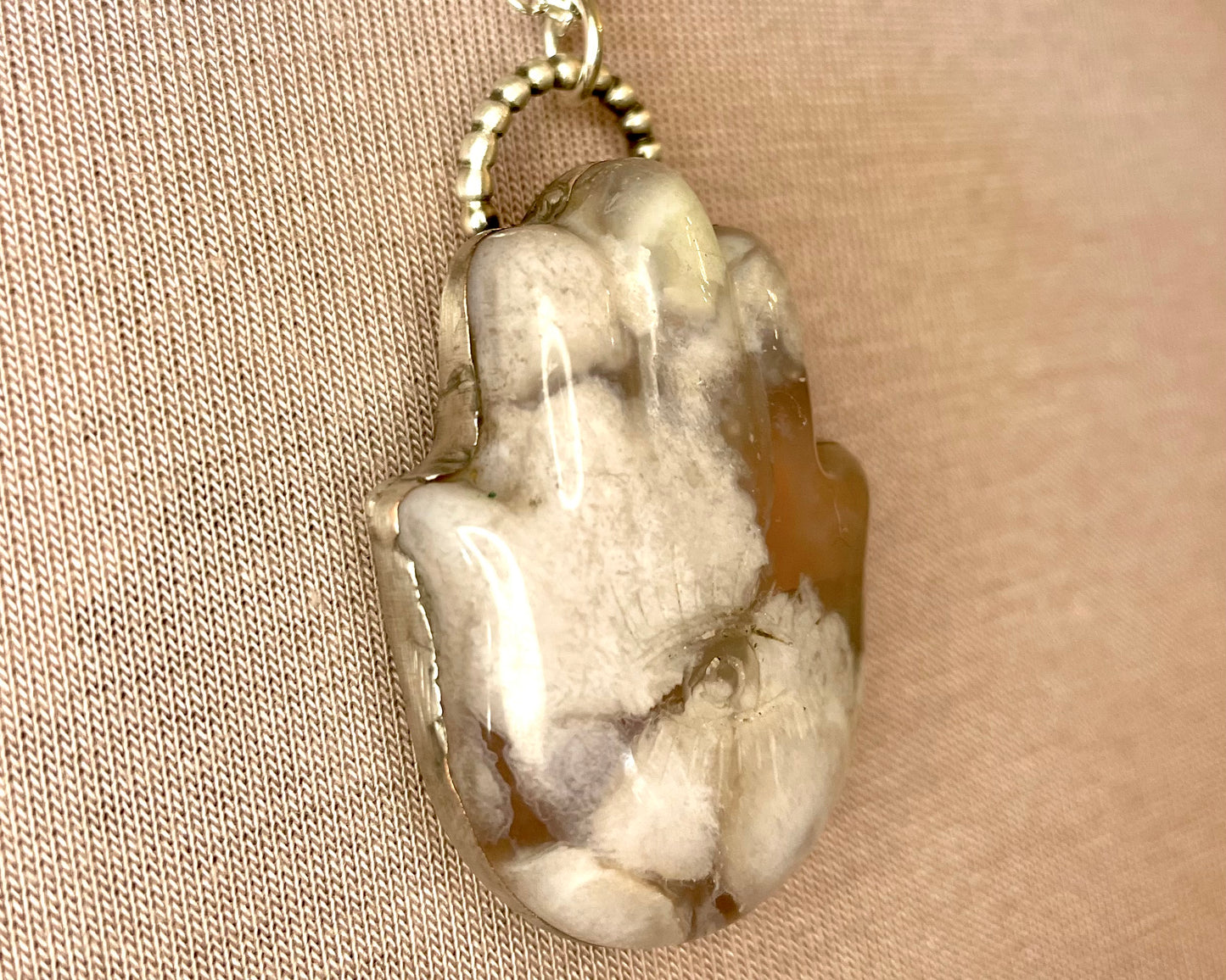 Flower Agate Hamsa 1