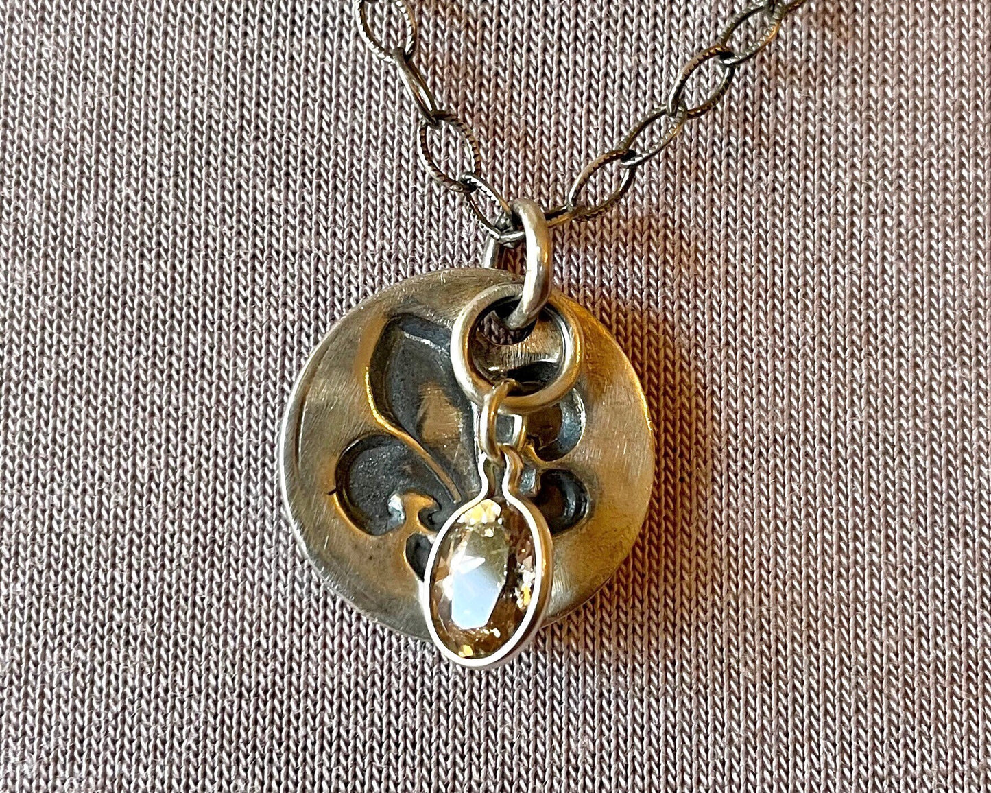 Fleur de Lis Topaz